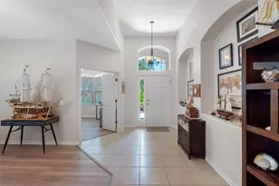 5335 Clover Mist Dr, Apollo Beach, FL 33572 - Photo 10