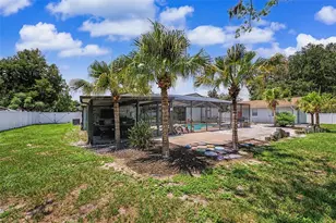 29311 Chandler Trce, Wesley Chapel, FL 33545 - Photo 36