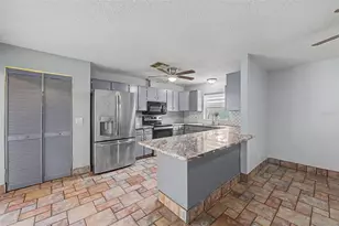 29311 Chandler Trce, Wesley Chapel, FL 33545 - Photo 14