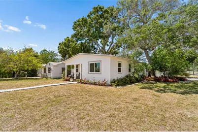 4601 16th Avenue N, Saint Petersburg, FL 33713 - Photo 4
