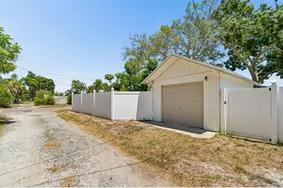 4601 16th Avenue N, Saint Petersburg, FL 33713 - Photo 8