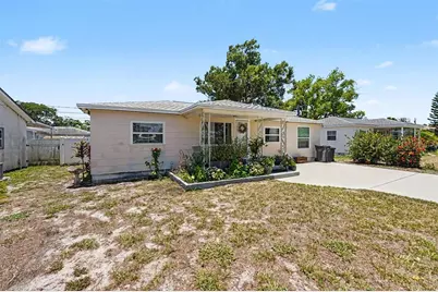 4540 53rd Avenue N, Saint Petersburg, FL 33714 - Photo 4
