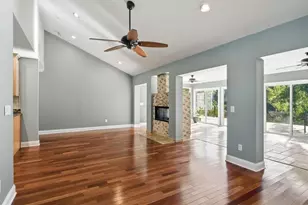 10907 Autumn Oak Pl, Tampa, FL 33618 - Photo 10