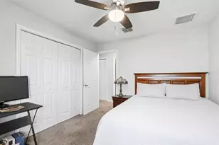 6917 Gideon Cir, Zephyrhills, FL 33541 - Photo 28