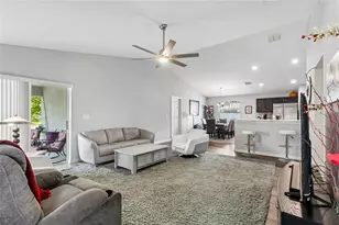6917 Gideon Cir, Zephyrhills, FL 33541 - Photo 6