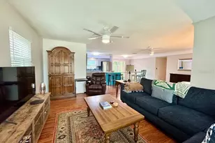 3957 Wahoo Dr SE, Saint Petersburg, FL 33705 - Photo 16