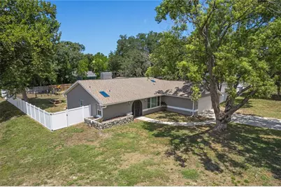 143 Oak Lake Drive, Spring Hill, FL 34608 - Photo 2