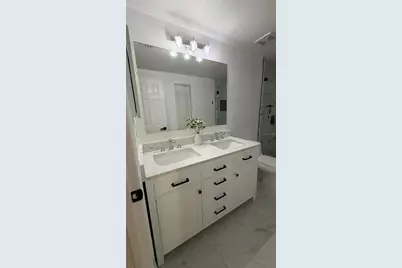6713 Willow Spring Court, Tampa, FL 33615 - Photo 36