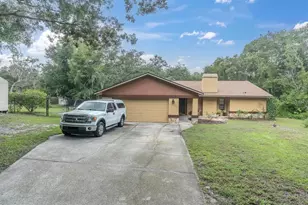 6812 Ridge Top Dr, New Port Richey, FL 34655 - Photo 52