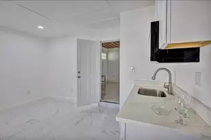 1008 Chester Dr, Clearwater, FL 33756 - Photo 12