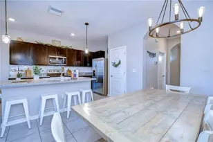 34240 Redwood Dawn Ln, Wesley Chapel, FL 33543 - Photo 12