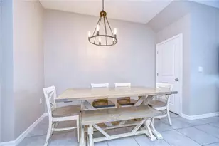 34240 Redwood Dawn Ln, Wesley Chapel, FL 33543 - Photo 10
