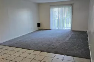 712 Oakgrove Dr, Brandon, FL 33510 - Photo 2