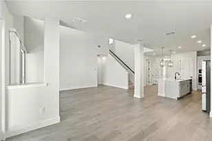5147 Creek Sand Dr, Apollo Beach, FL 33572 - Photo 10