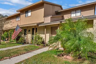 3913 Oak Limb Ct, Tampa, FL 33614 - Photo 2