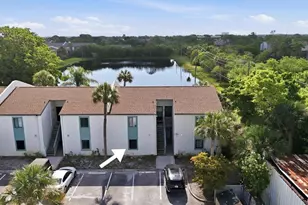 11409 8th St N, Saint Petersburg, FL 33716 - Photo 2
