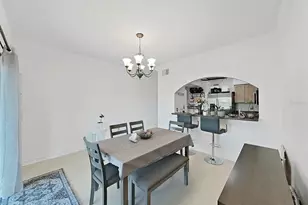 18126 Paradise Point Dr, Tampa, FL 33647 - Photo 12