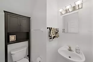 18126 Paradise Point Dr, Tampa, FL 33647 - Photo 14