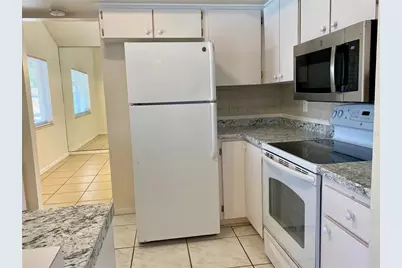 5205 Dublin Place, Tampa, FL 33624 - Photo 8