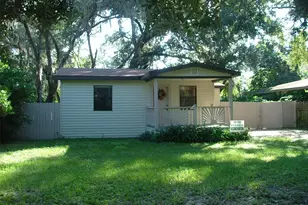 11709 Hoyt Ave, Tampa, FL 33617 - Photo 1