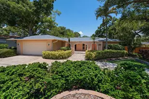 1218 St Andrews Dr, Dunedin, FL 34698 - Photo 2