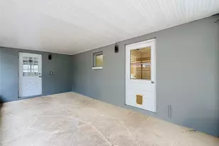 381 69th St N, Clearwater, FL 33764 - Photo 34