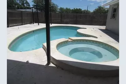 381 69th Street N, Clearwater, FL 33764 - Photo 2