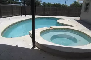381 69th St N, Clearwater, FL 33764 - Photo 2