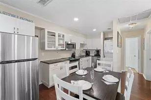 5117 Salmon Dr SE, Saint Petersburg, FL 33705 - Photo 12