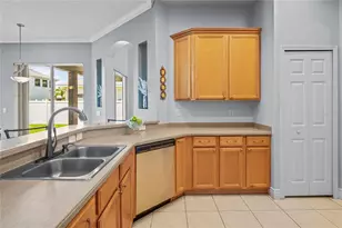 12801 Stanwyck Cir, Tampa, FL 33626 - Photo 10