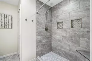 5274 White Sand Cir NE, Saint Petersburg, FL 33703 - Photo 32