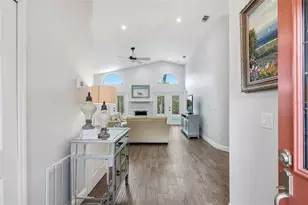 5274 White Sand Cir NE, Saint Petersburg, FL 33703 - Photo 14