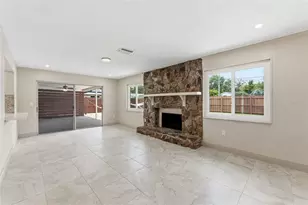 10711 Frances Ln, Largo, FL 33774 - Photo 20