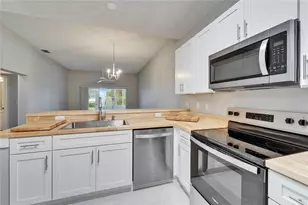 1032 Radison Ave, Sun City Center, FL 33573 - Photo 4