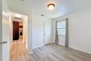 1926 Meadowridge Dr, Valrico, FL 33596 - Photo 28