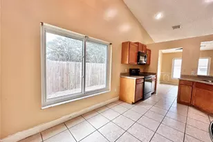 1650 Navigator Ln, Tarpon Springs, FL 34689 - Photo 8