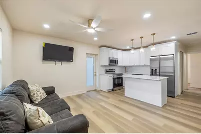 5538 6th Avenue N, Saint Petersburg, FL 33710 - Photo 6
