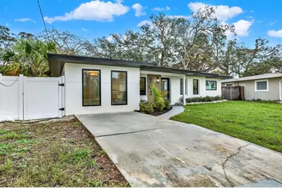 203 Driftwood Drive W, Palm Harbor, FL 34683 - Photo 18