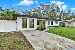 203 Driftwood Dr W, Palm Harbor, FL 34683 - Photo 18