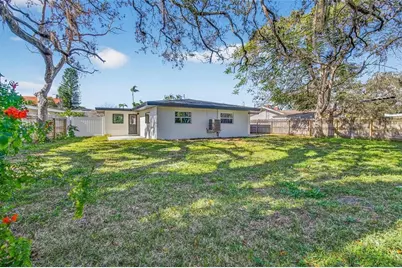 203 Driftwood Drive W, Palm Harbor, FL 34683 - Photo 30