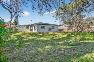 203 Driftwood Dr W, Palm Harbor, FL 34683 - Photo 30