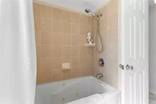 2441 Fairbanks Dr, Clearwater, FL 33764 - Photo 20