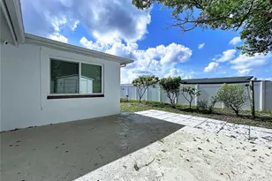 5706 Dove Dr, New Port Richey, FL 34652 - Photo 4