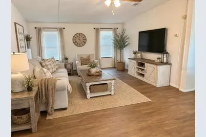 6202 Pinewood Village Circle W, Lakeland, FL 33811 - Photo 4