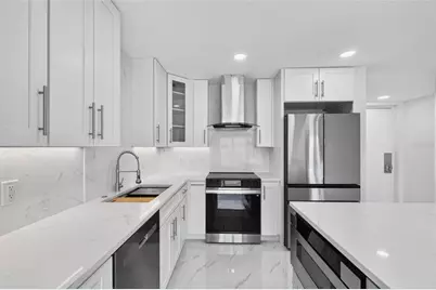 4900 Brittany Drive S #405, Saint Petersburg, FL 33715 - Photo 14