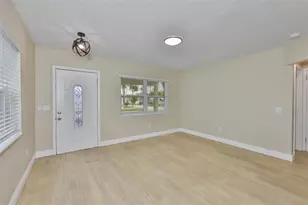 2450 40th Ave N, Saint Petersburg, FL 33714 - Photo 10
