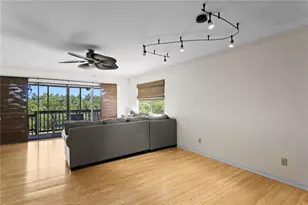 9564 Tara Cay Ct, Seminole, FL 33776 - Photo 10