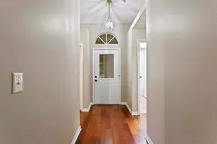 10238 Woodford Bridge St, Tampa, FL 33626 - Photo 6