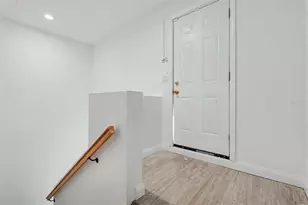 1018 7th Ave S, Saint Petersburg, FL 33705 - Photo 42
