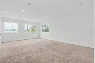 1018 7th Ave S, Saint Petersburg, FL 33705 - Photo 24